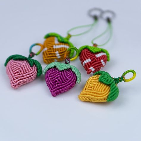 Strawberry Keychain, Why Don't We, Feeling Hungry, What Is Your Favorite, So Yummy, Yummy Yummy, Sweet Taste, Crochet Basics, Strawberries