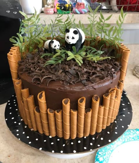 Panda Birthday Cake, Tårta Design, Resep Brownies, Panda Birthday, Panda Party, New Cake, Kue Ulang Tahun, Cranberry Sauce, Birthday Cake Ideas