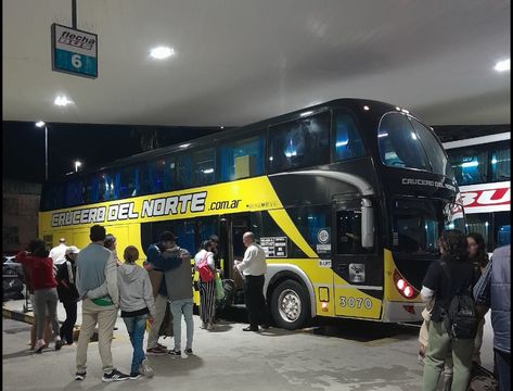 Terminal de omnibus de Concordia. Linea Puerto Iguazu - Retiro Mendoza, Bart Simpson