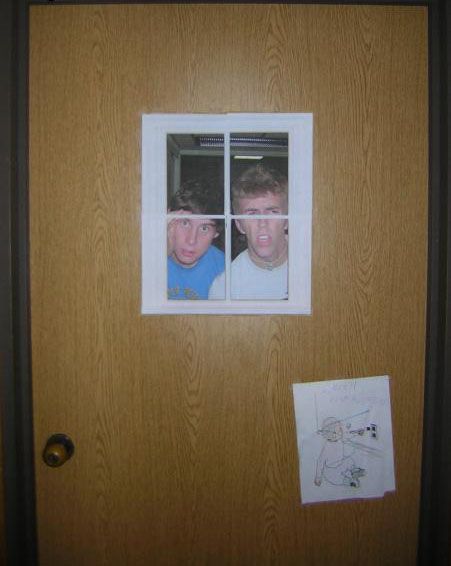 Humour, College Dorm Door, Dorm Door Decorations, Dorm Room Doors, Dorm Door, Dream Dorm, Dorm Sweet Dorm, Dorm Room Hacks, Room Hacks