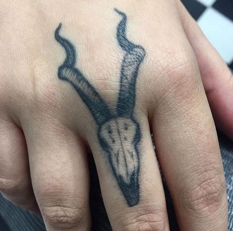 Demon Pirate, Middle Finger Tattoo, Girl Finger Tattoos, Filler Tattoos, Middle Finger Tattoos, Satanic Tattoos, On Tattoo, Finger Tats, Finger Tattoo Designs