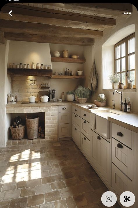 Old Farmhouse Kitchen, Earthy Kitchen, Old World Kitchens, Open Kitchen And Living Room, Farmhouse Sinks, Rustic Country Kitchens, Minimalist Kitchen Design, Rustic Kitchen Design, Rustic Farmhouse Kitchen