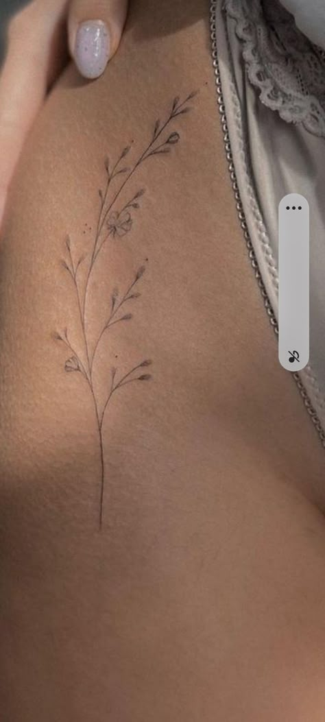 Flower Bouquet With Word Stem Tattoo, Subtle Hip Tattoo, Gentle Flower Tattoo, Elegant Hip Tattoo, Back Tattoo For Women Elegant, Simplistic Nature Tattoo, Leaves Fine Line Tattoo, Minimalistic Floral Tattoo, Cute Simple Back Tattoos