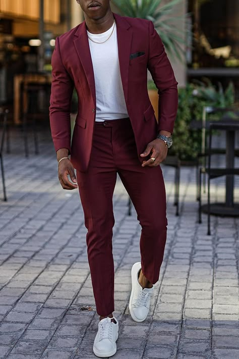 New Arrivals Red Smart Casual, Maroon Wedding Suit, Networking Event Outfit, Men Suit Wedding, Event Outfit Ideas, Mens Party Wear, Suits And Sneakers, Prom Suits For Men, Stylish Mens Suits