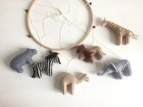 Baby Crib Mobile / Baby JUNGLE Animals Mobile / Safari Mobile | Etsy India Puppy Baby Shower, Safari Mobile, Bunny Mobile, Baby Jungle Animals, Mobile Safari, Baby Jungle, Mobile Baby, Jungle Baby, Baby Crib Mobile