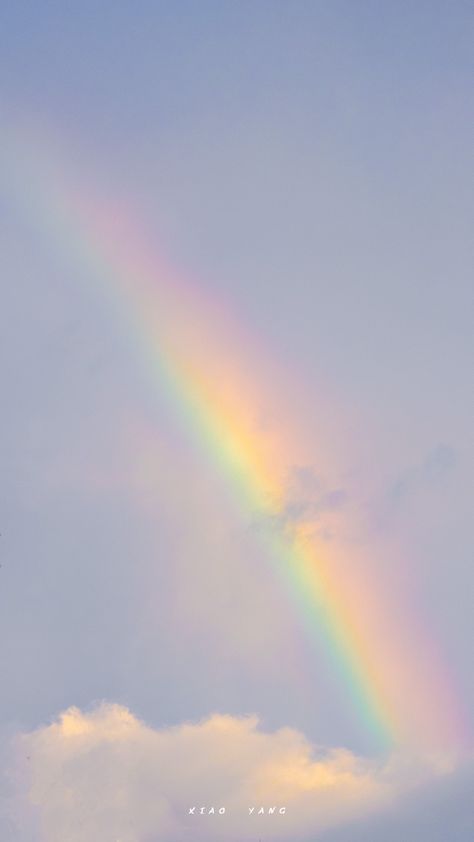 Rainbow Sky Photography, Soft Rainbow Background, Soft Rainbow Aesthetic Wallpaper, Rainbow Asthetics Photos, Rainbow Astethics Wallpaper, Subtle Rainbow Wallpaper, Rainbow Wallpaper Iphone Aesthetic, Arc En Ciel Aesthetic, Rainbow Screensaver