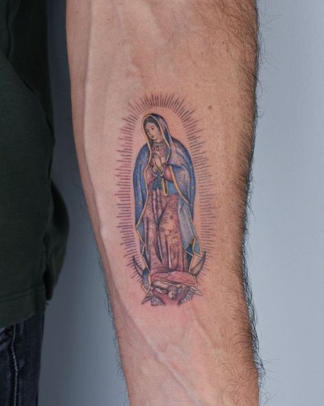 Mary Of Guadalupe Tattoo, Our Lady Of Guadalupe Tattoo Design, La Virgencita Tattoo, Lady Guadalupe Tattoo, Virgin Of Guadalupe Tattoo, Simple Virgin Mary Tattoo, Virgen Mary Tattoo For Women, Lady Of Guadalupe Tattoo, Our Lady Of Guadalupe Tattoo