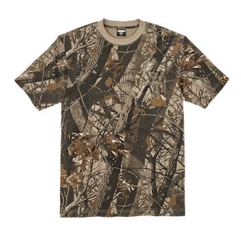 Our Embroidered Pocket T-Shirt is a heavy-duty take on a classic wardrobe staple, made with sturdy 6.5-oz. cotton that’s comfortable in any season. Printed with Realtree® Hardwoods™ camouflage. Rib-knit collar for shape retention. Filson logo embroidered on left-chest pocket. | Filson Short Sleeve Embroidered Pocket T-shirt - Hardwoods Size Large