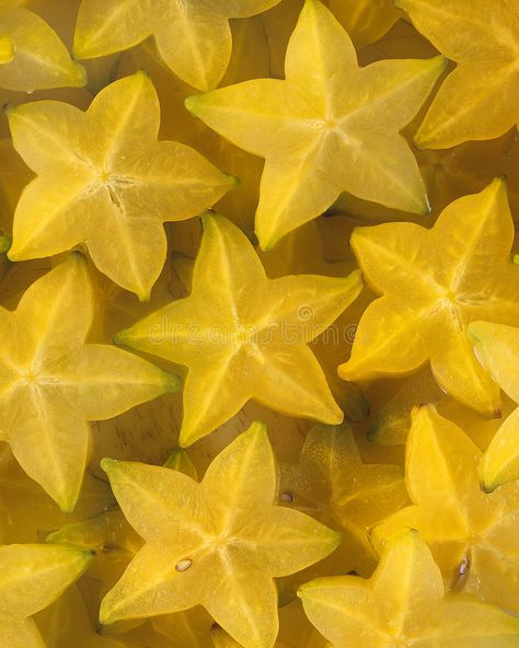 Tropical Fruit Photography, Shaped Fruit, Star Fruit, Fruits Photos, Retro Revival, Yellow Fruit, Fruit Wallpaper, Fruit Photography, Beautiful Fruits