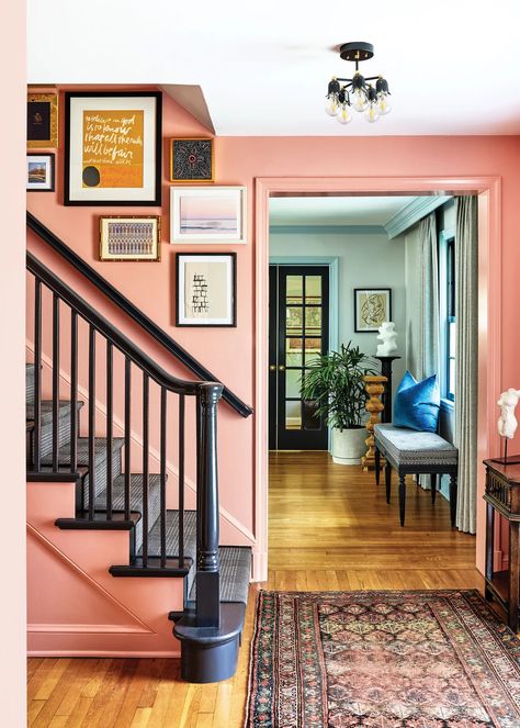 1920s Window Treatments, Bold Wallpaper, Emily Henderson, Style Deco, Maximalism, House Beautiful, Entry Way, Pink Walls, White Wall