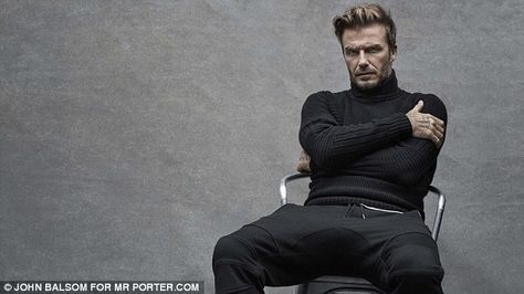 David Beckham suits up for whisky launch in Miami #dailymail David Beckham Suit, Gentlemen Club, David Beckham Style, Corte De Cabelo Masculino, Roll Neck Sweater, Golf Fashion, David Beckham, Gentleman Style, Mens Fashion Trends