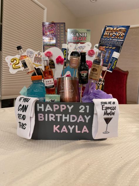 21st Bday Gifts, 21st Birthday Survival Kit, 21st Bday Ideas, Bday Gifts, Birthday Party 21, 21st Birthday Gifts, Bday Ideas, 21st Birthday, Gift Set