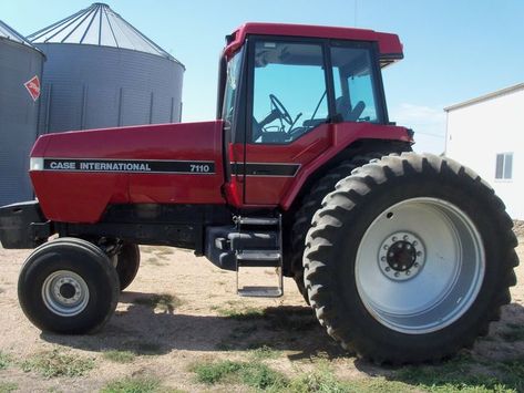 Download PDF Case IH 7110E, 7120E Tractor Operator’s Manual 9-15022 Case Ih Tractors, Big Machines, Farm Stuff, New Holland Tractor, Farm Machinery, Case Ih, International Harvester, Bookmarks Printable, Farm Tractor