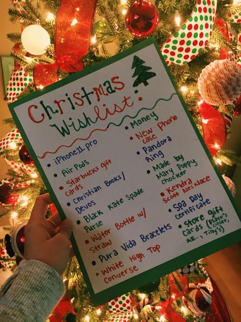 Natal, Christmas Wishlist For Teens, Preppy Christmas List, Christmas List Template, Xmas List Ideas, Girly Christmas Gifts, Bullet Journal Christmas, College Ruled Paper, Christmas To Do List