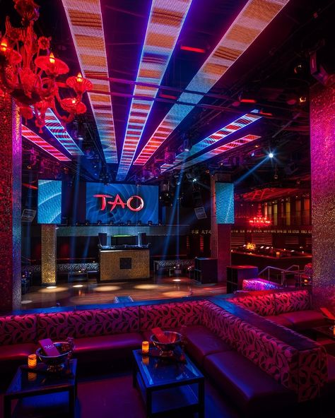 Tao Las Vegas, Tao Restaurant, Tao Nightclub, Vegas Dress, Vip Table, Party Lounge, Vegas Clubs, Vegas Nightlife, Nightclub Design