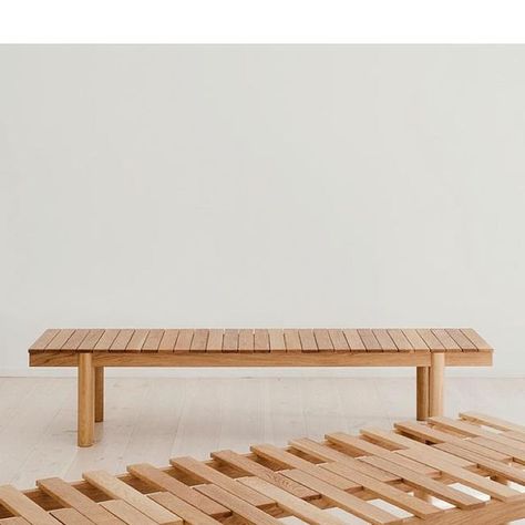 Nadén Studio on Instagram: "This summer we will produce extendable daybed in oak and pine. We produce them in different heights and sizes, as a lower daybed or as a little higher bench. DM if you are interested! #pine #oak #woodworking #trä #wood #interiors #svensktträ #livingroom #bedroom #homestyling #instahome #soffbord #furniture #kitchen #daybed #bench #dagbädd #bänk #kök" Daybed Extendable, Kitchen Daybed, Extendable Daybed, Daybed Bench, Wood Interiors, Furniture Kitchen, Daybed, This Summer, Bench