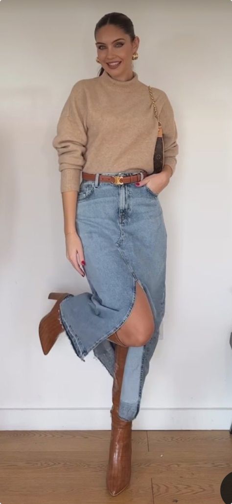 Women Leather Skirt Outfit, Wild Fashion Style, Business Casual Blue Jeans, Winter Jeans Work Outfit, Casual Winter Outfits Skirt, Fall Denim Outfits 2024, Denim Skirt Office Outfit, Fall Business Casual Outfits Office Wear Classy, Long Jean Skirt Outfits Fall 2024