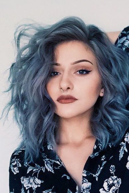 Shop 11 of the very best shampoos for oily hair, according to passionate reviewers who get the greasy-hair struggle, oily-scalp struggle, oily-scalp-but-dry-ends struggle, etc. Short Blue Hair, Denim Hair, Awesome Hairstyles, Hair Color Unique, Short Hairstyle, Pastel Hair, Dye My Hair, Long Bob, Grunge Hair