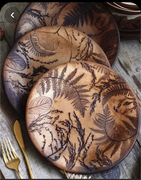 Unique Dinnerware, Tre Kunst, Sliced Cheese, Wood Burn Designs, Pyrography Art, Wood Burning Crafts, Wood Burning Patterns, Wood Burning Art, Ceramics Pottery Art