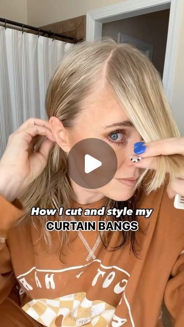 Trim Curtain Bangs, Cut Bangs Diy, Bangs Vs No Bangs, Styling Bangs Tutorial, Curtain Bangs Styling, Cut Bangs Tutorial, Hairstyle Wavy Hair, Cut Side Bangs, Bangs Styling