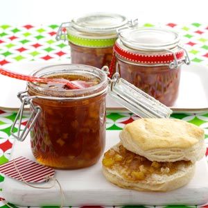 Caramel Apple Jam Caramel Apple Jam Recipe, Caramel Apple Jam, Apple Jam Recipe, Apple Pie Jam, Canning Jams, Apple Jam, Food Canning, Canning Ideas, Jam And Jelly