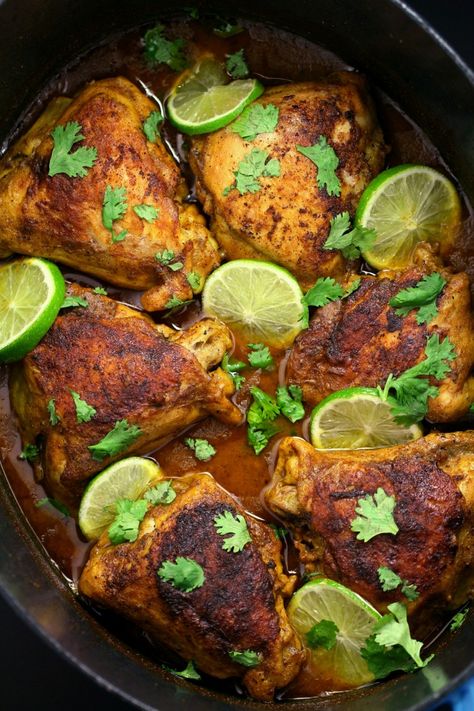 This recipe for Oven Baked Curry Chicken is a frugal feast for the whole family. Curry & spices amp up the flavour of oven baked chicken. Galaxy Mocktail, Baked Curry Chicken, Curry Chicken Thighs, Food Sampling, Dutch Oven Chicken, Red Curry Sauce, Chicken Tenderloin, Frugal Mom, Curry Spices