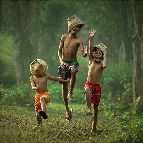 Joy. Captured. Childhood Photography, Funny People Pictures, Kids Around The World, Marcel Proust, We Are The World, Foto Art, Smile Because, 인물 사진, Happy Moments