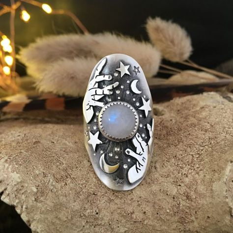 Street Dance, Unique Gifts For Girls, Vintage Style Rings, Pattern Ring, Men's Jewelry Rings, Fashion Ring, Moonstone Ring, Crystal Rings, Boutique Jewelry