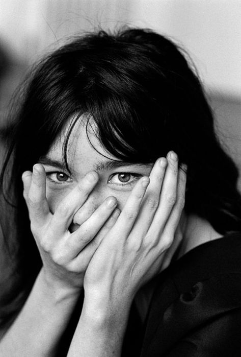 Jane Bown: The Observer, a retrospective exhibition for the esteemed photographer | Creative Boom Jane Bown, The Observer, A Woman, Black And White, White, Black