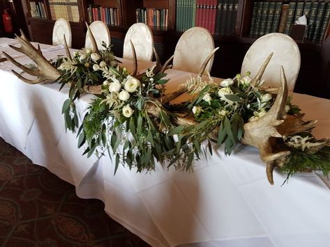 Wedding For Hunters, Deer Hunter Wedding Ideas, Antler Centerpiece Wedding, Antler Wedding Centerpieces, Pagan Ceremony, Antler Wedding Decor, Indoors Wedding, Game Of Thrones Inspired Wedding, Hunting Wedding Theme