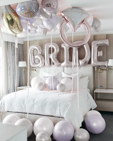 Outside Bachelorette Party Ideas, Bridal Sleepover Party, Upscale Bachelorette Party, Bachelorette Party Ideas Hotel Room, High School Musical Bachelorette Party, Pajamas Bachelorette Party, Self Care Bachelorette Party, Surprise Bachelorette Party Ideas, Bachelorette Bedroom Decor