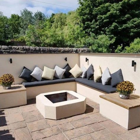 Outdoor Sitting Ideas ✨️ #outdoorliving #outdoorsitting #outdoorsittingarea #outdoorsittingareadesign #sethiglassplywood #gardensitting #fypシ゚viralシfypシ゚viralシalシ #reelitfeelit #explorepage #viralpost #sherlynchopra #modak #gautamadani #chinesefood #amitabhbachchan