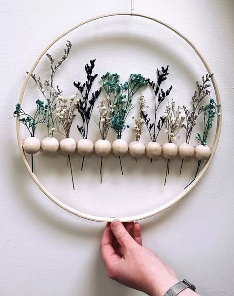 Floral Wreath to DIY - Just Hoops, Beads & Dried Flowers | Hometalk Wooden Beads Wall Art, Wreath With Wooden Beads, Diy Wooden Beads Decor, Diy Beaded Crafts, Wood Bead Christmas Wreath, Wooden Hoop Crafts, Diy Dried Flower Wreath, Wooden Bead Crafts Diy, Wood Bead Projects