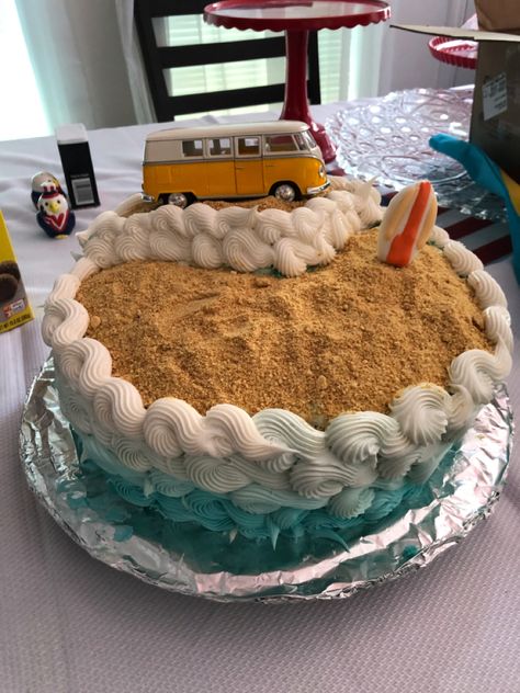 Outer Banks Cake, Beach Theme Cake, Summer Birthday Cake, Cupcakes With Buttercream, Cake Decorating Kit, 14th Birthday Cakes, Birthday Cake Decorating Ideas, 13 Birthday Cake, Beach Cakes