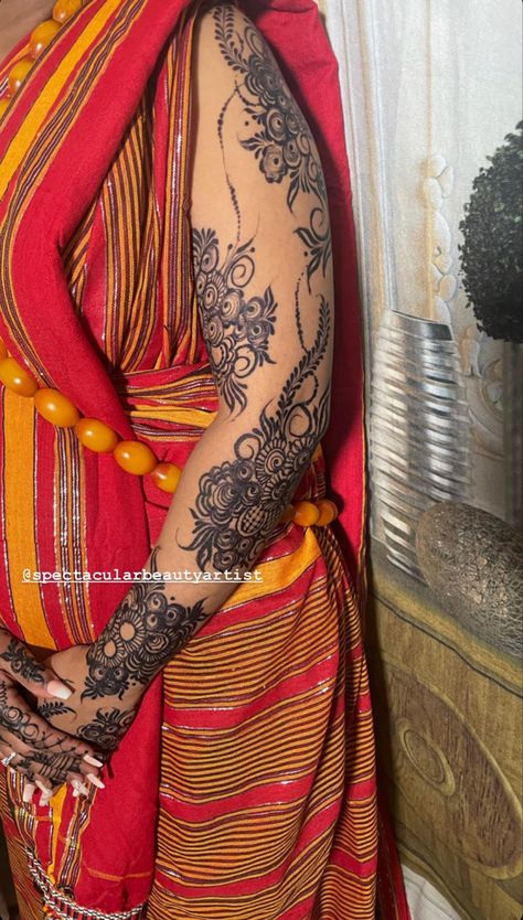 Bridal Henna Somali, Somali Bridal Henna, Swahili Henna Designs, Somali Henna Designs, Henna Designs Somali, Somali Henna, Henna Modern, Henna Sleeve, Somali Culture