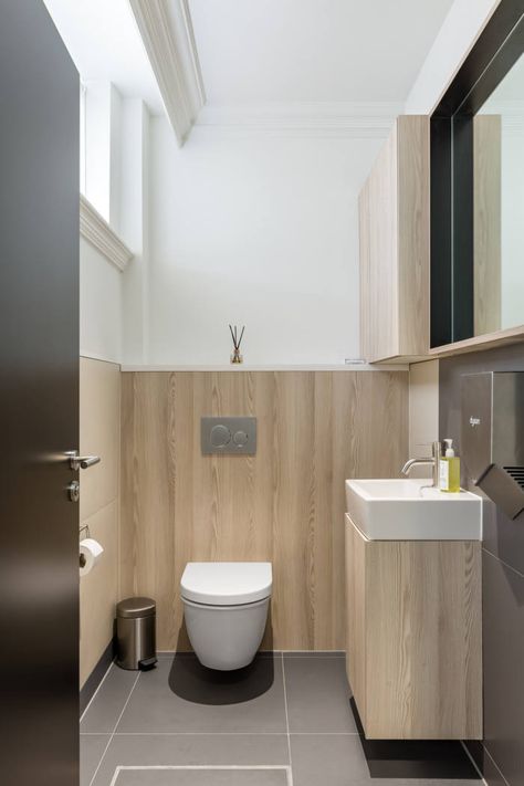 Halma Offices - Amersham - Office Snapshots Office Bathroom Design, Public Restroom Design, Commercial Bathroom Designs, Scandinavian Office, Toilette Design, Dental Office Design Interiors, Factory Interior, Wc Design, Restroom Design