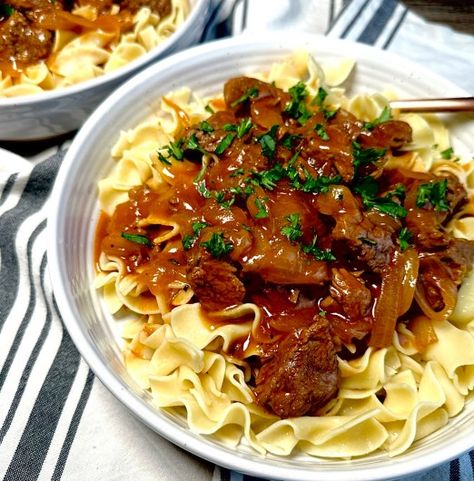 Mom's Hungarian Goulash - Saturday Dinners with Ang Hungarian Goulash Recipes, Dinner Grown, Sugar Free Oatmeal, Hungarian Goulash, Hungarian Food, Roasted Radishes, Goulash Recipes, Favorite Dinner, Beef Stew Meat