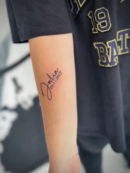 Daughter Name Tattoo Ideas Tattoos For Your Daughter Name, Name Font Tattoo Ideas, Daughter Name Tattoo Ideas, Small Name Tattoo Ideas, Daughters Name Tattoo Ideas, Names Tattoo Ideas For Women, Name And Date Tattoo, Daughter Name Tattoo, Sons Name Tattoos