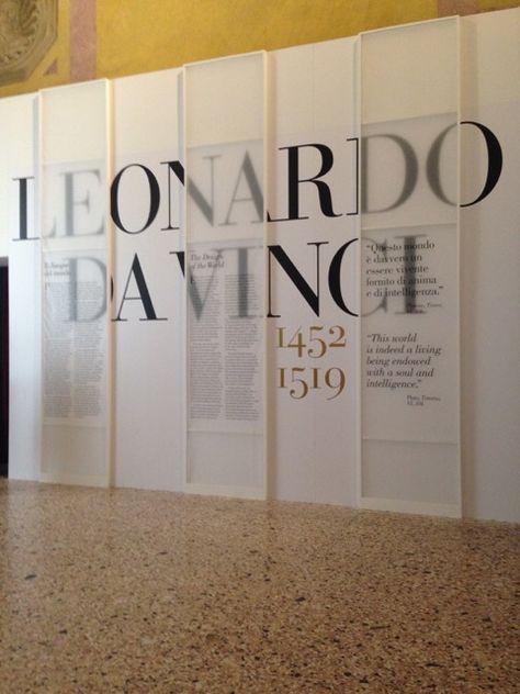 Entry to the exhibition "Leonardo 1452-1519" in Milan. Donor Wall, Museum Exhibition Design, History Wall, Wall Text, Window Display Design, Signage System, Environmental Graphic Design, Stall Designs, Exhibition Booth Design