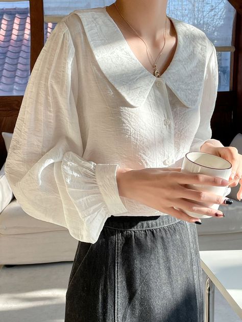 Formal Tops For Women Classy, Blouses For Women Casual Classy, Fashion Tops Blouse Style, Women Blouses Fashion Classy, Collar Blouse Outfit, Formal Tops For Women, Blouse Outfit Casual, Bishop Sleeve Blouse, Blouse Korea