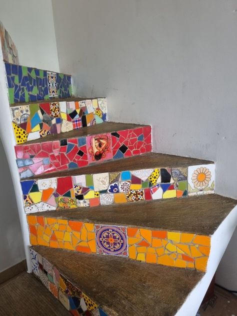 Mosaic Tile Stairs, Cabin Stairway, Mosaic Steps, Stenciled Stairs, Mosaic Stairs, Paint Color Ideas, Living Space Decor, Secret House, Tile Stairs