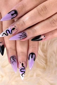 Gothic Nail Art, Black Halloween Nails, Holloween Nails, Witchy Nails, Punk Nails, Gothic Nails, Drip Nails, Chic Halloween, Claw Nails