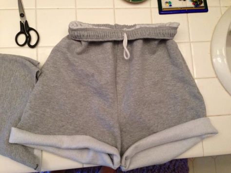 Reusing old Sweatpants – ecogreenlove Old Shorts Diy Upcycle, Sweatpants To Shorts Diy, Diy Sweat Shorts, Diy Sweatpants Shorts, Sweatpants Diy, Reusing Clothes, Cute Comfy Shorts, Cut Sweatpants, Redesign Clothes