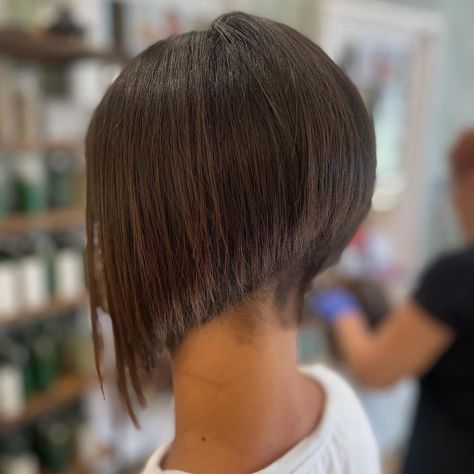 Long Shaved Angled Bob A Line Undercut, Nape Undercut Bob, Undercut Bob Hairstyles, Undercut Nape, Hidden Undercut, Undercut Bob Haircut, Short Stacked Bobs, Curly Undercut, Undercut Bob