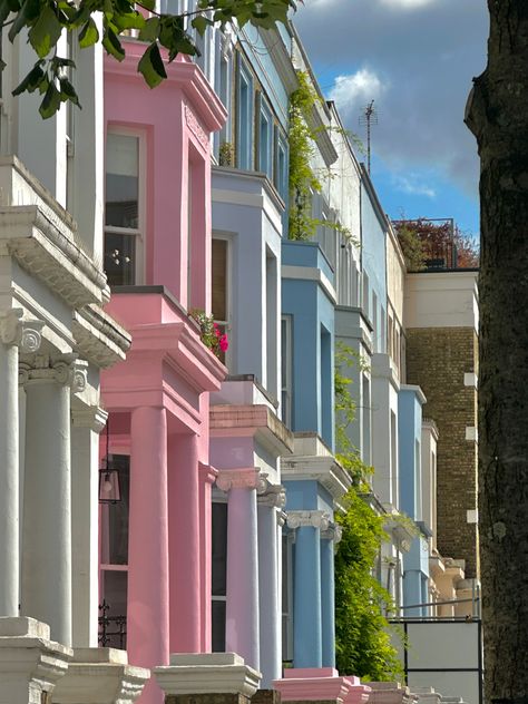 Notting hill london street buildings colourful houses pink purple blue homes aesthetic cute street unique decor brick houses Pastel Neighborhood, London House Aesthetic, Homes Aesthetic, Brick Houses, Notting Hill London, Europe Aesthetic, London Aesthetic, London House, Pink Purple Blue