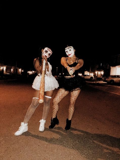 Scary Bff Halloween Costumes, 4 Best Friends Halloween Costumes, Bestie Costumes For 2, 3 Duo Halloween Costumes, Good Best Friend Halloween Costumes, Halloween Outfits Best Friends, Bestie Halloween Costumes For 2 Scary, Costume Ideas For 2 Friends Scary, Bestie Halloween Costumes Scary