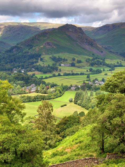 21 Most Beautiful Villages in the UK Beautiful Places In England, Cumbria England, Chocolate Boutique, Uk Landscapes, England Countryside, Places In England, William Wordsworth, English Village, Beautiful Villages