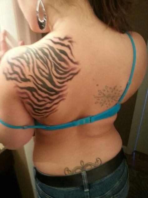 Good place for a zebra print! Zebra Minimalist Tattoo, Zebra Print Tattoo For Women, Zebra Stripes Tattoo, Zebra Fine Line Tattoo, Zebra Tattoos For Women, Zebra Tattoo, Zebra Tattoo Ideas, Zebra Print Tattoos, Cheetah Print Tattoos