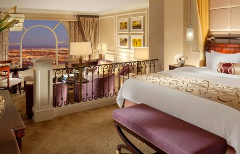 Deals on Las Vegas Hotels Venetian Hotel Las Vegas, The Palazzo Las Vegas, Moroccan Hotel, Las Vegas Suites, Las Vegas Luxury Hotels, Vegas Hotel Rooms, Venetian Las Vegas, Venetian Hotel, Las Vegas Luxury