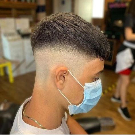 Short Hair Skin Fade Men, Midfade Haircut For Men Short, Skin Fade Short Hair, Short Skin Fade Haircut Men, Skinfade Haircut Men, Mid Fade Short Hair, Midfade Haircut For Men, Mens Skin Fade Haircut, Long Hair Taper